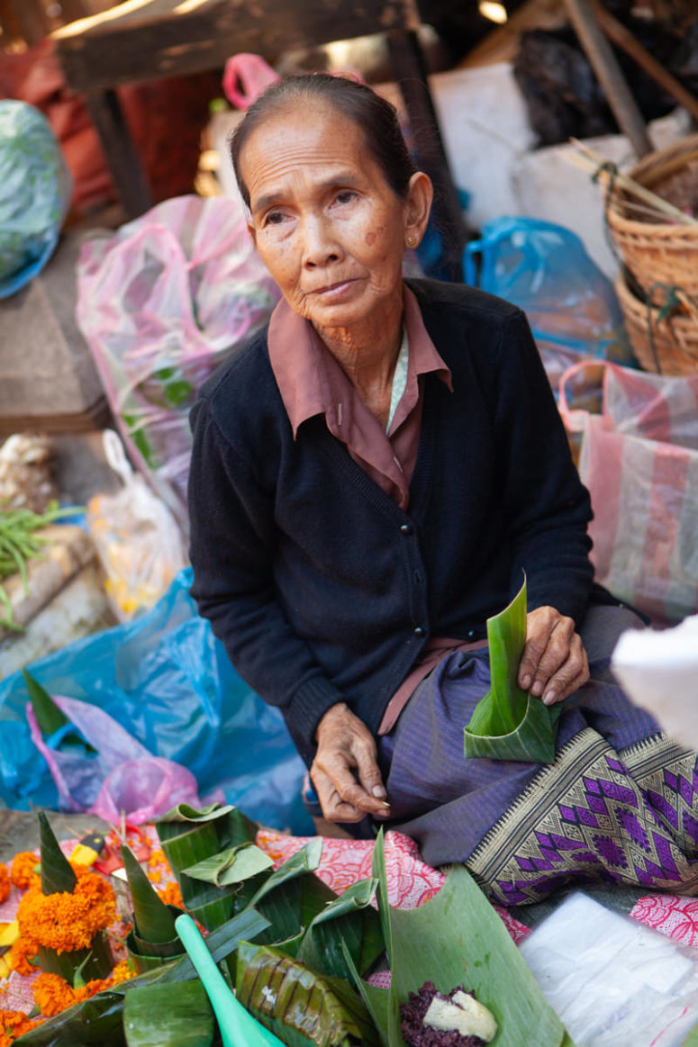woman in market Laos