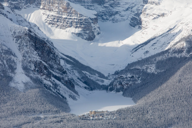 lake louise alberta canada